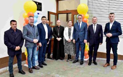 SVEČANO OTVORENA ENERGETSKI OBNOVLJENA STARA ŠKOLSKA ZGRADA