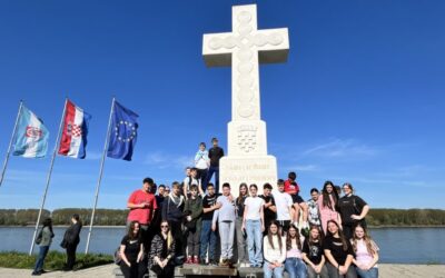 PROJEKT „POSJET UČENIKA OSMIH RAZREDA VUKOVARU“