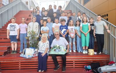 OPROŠTAJ ČETVRTAŠA OD UČITELJICE JASENKE I UČITELJA DARKA